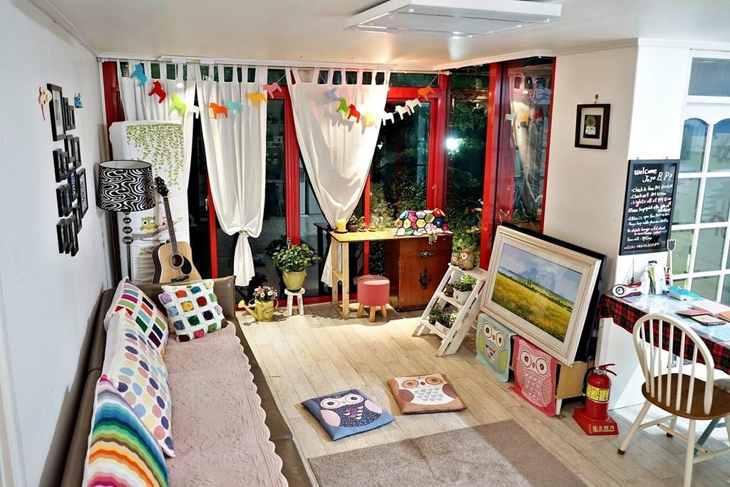 Jeju B.P. Guesthouse ภายนอก รูปภาพ
