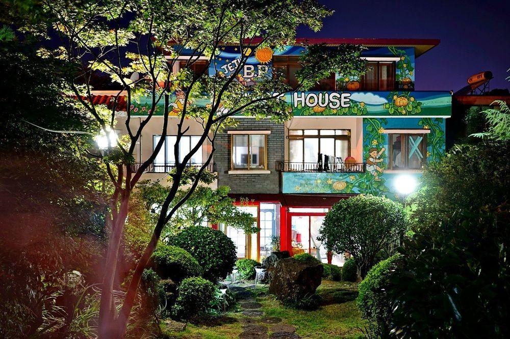 Jeju B.P. Guesthouse ภายนอก รูปภาพ