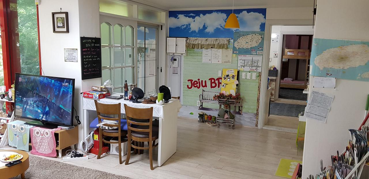 Jeju B.P. Guesthouse ภายนอก รูปภาพ
