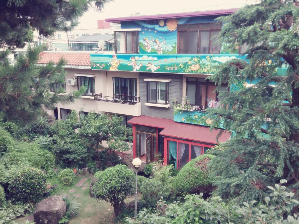 Jeju B.P. Guesthouse ภายนอก รูปภาพ